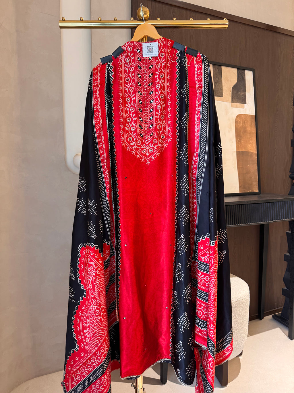 The Kaanch Bandhej — Gaji Silk Suit with Mirror Work-red black front