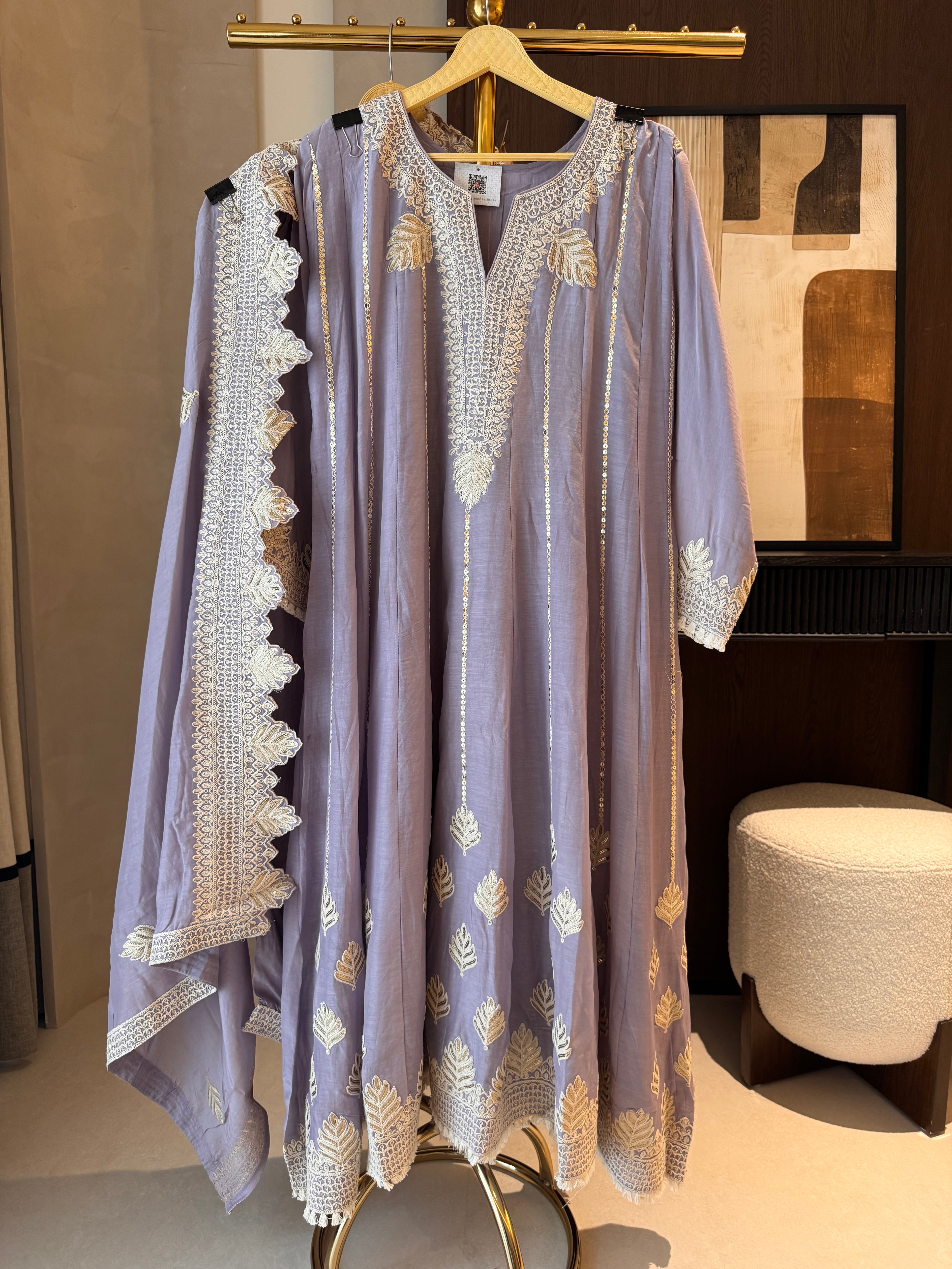 The Ivy Bloom — Mal Anarkali Set with Cutwork Dupatta & Potli-lilac