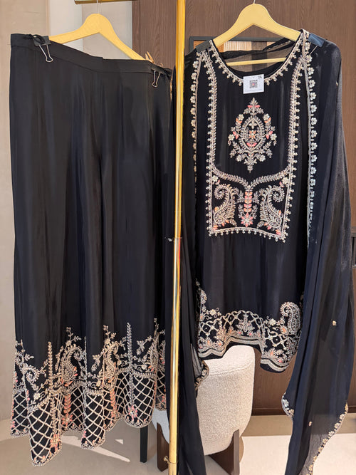 The Ambi Muse — Chinnon Set with Embroidery & Bead Work