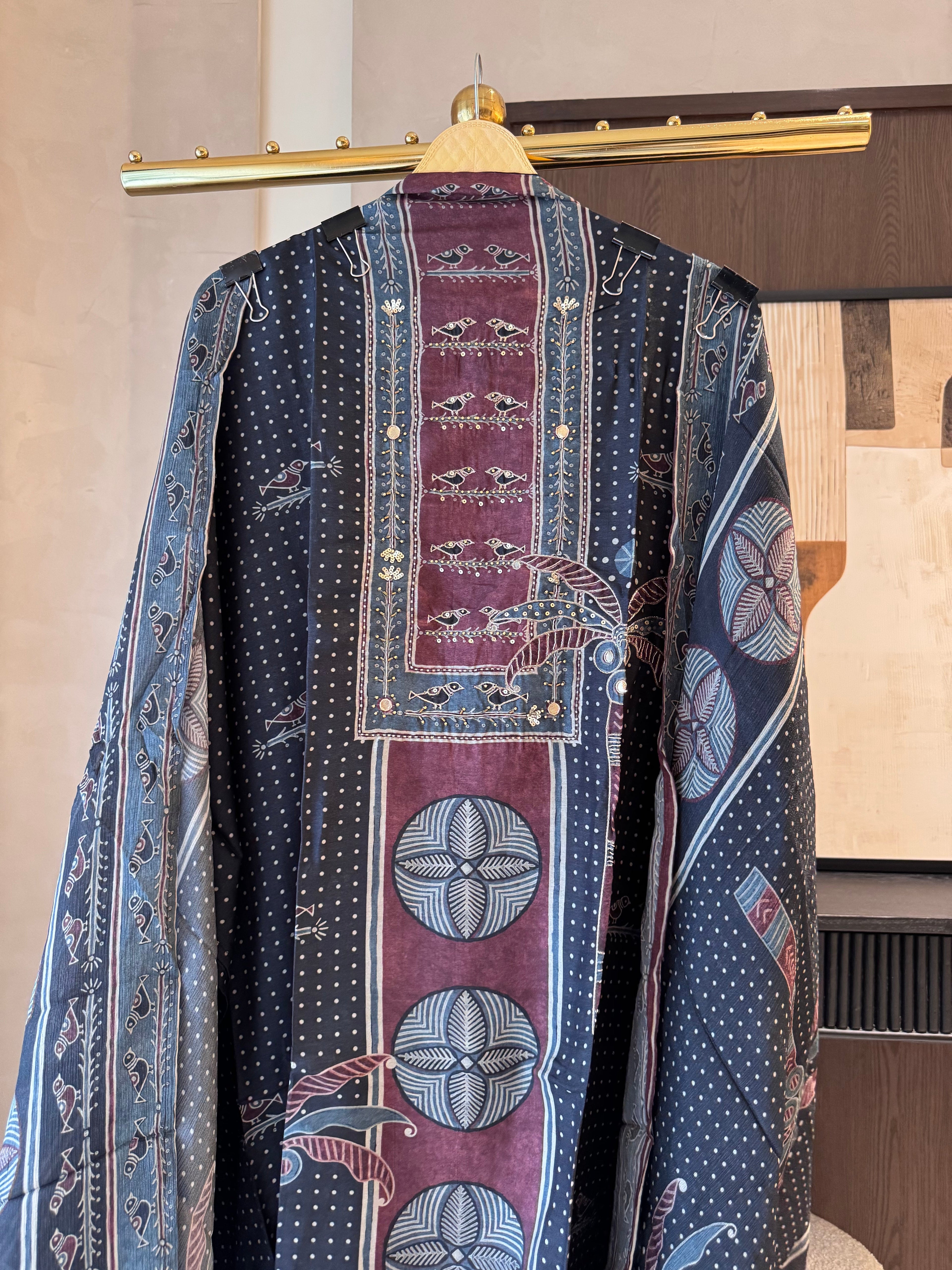 The Isadora Muse — Dola Silk Digital Print Suit-charcoal-close up