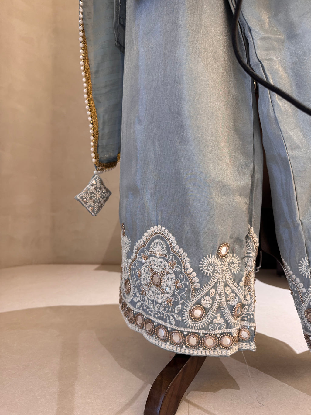 The Awadh Aura — Shimmer Silk Set with Lucknowi Work