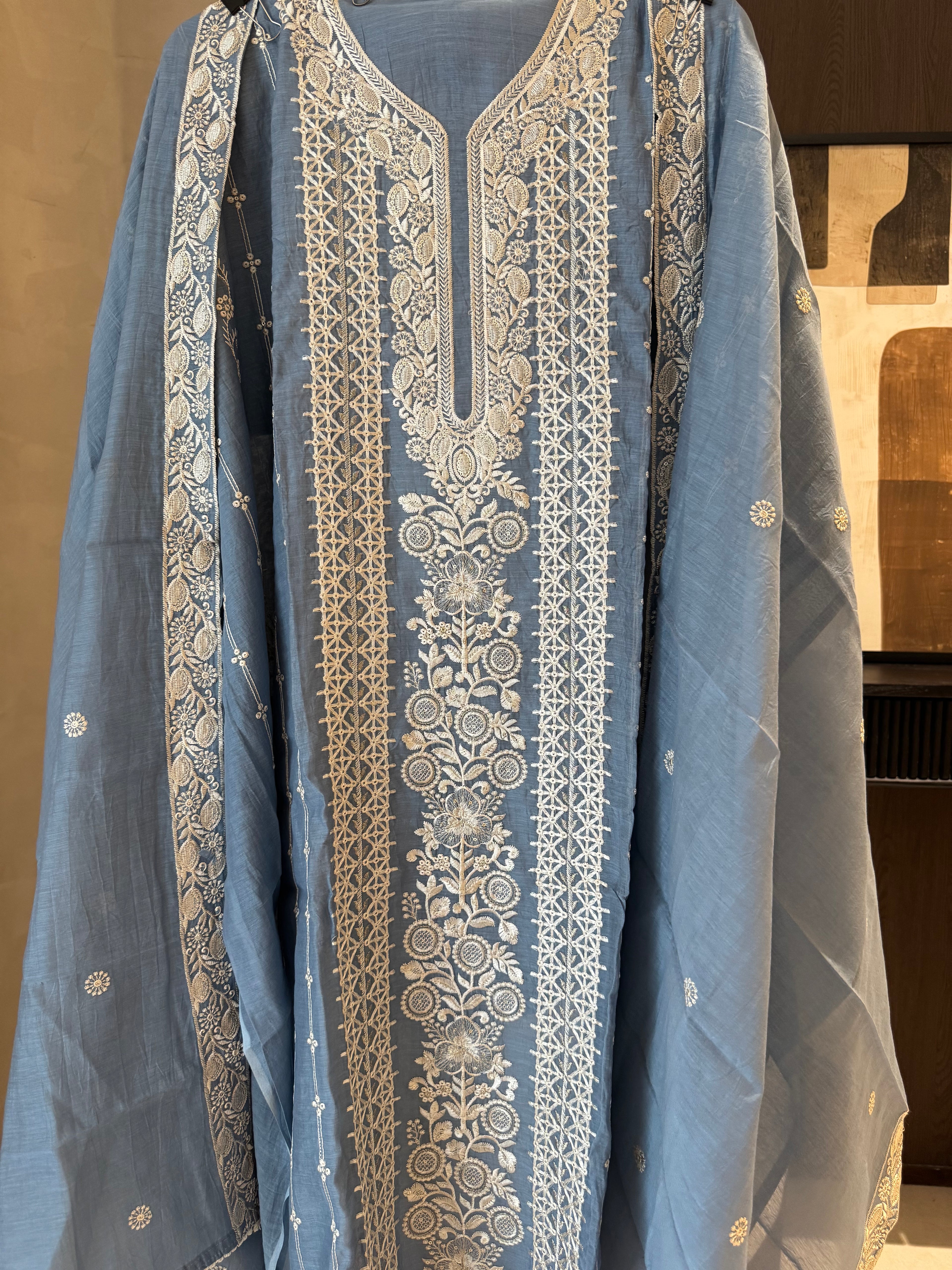 The Sanjh Bloom- blue- front -close up 