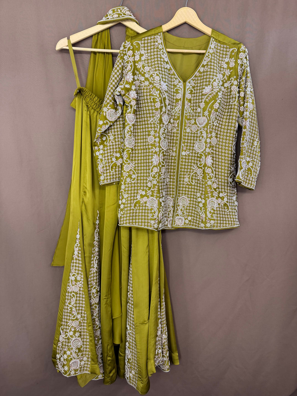 The Beadwork Edit Vol. 05 — Organza Satin Set with Katdana Work