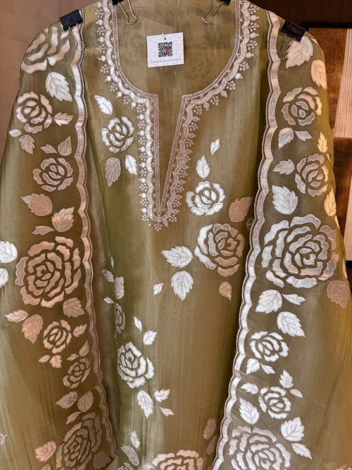 Aaliya — Shimmer Tissue Suit with Gota Work-pista-close up