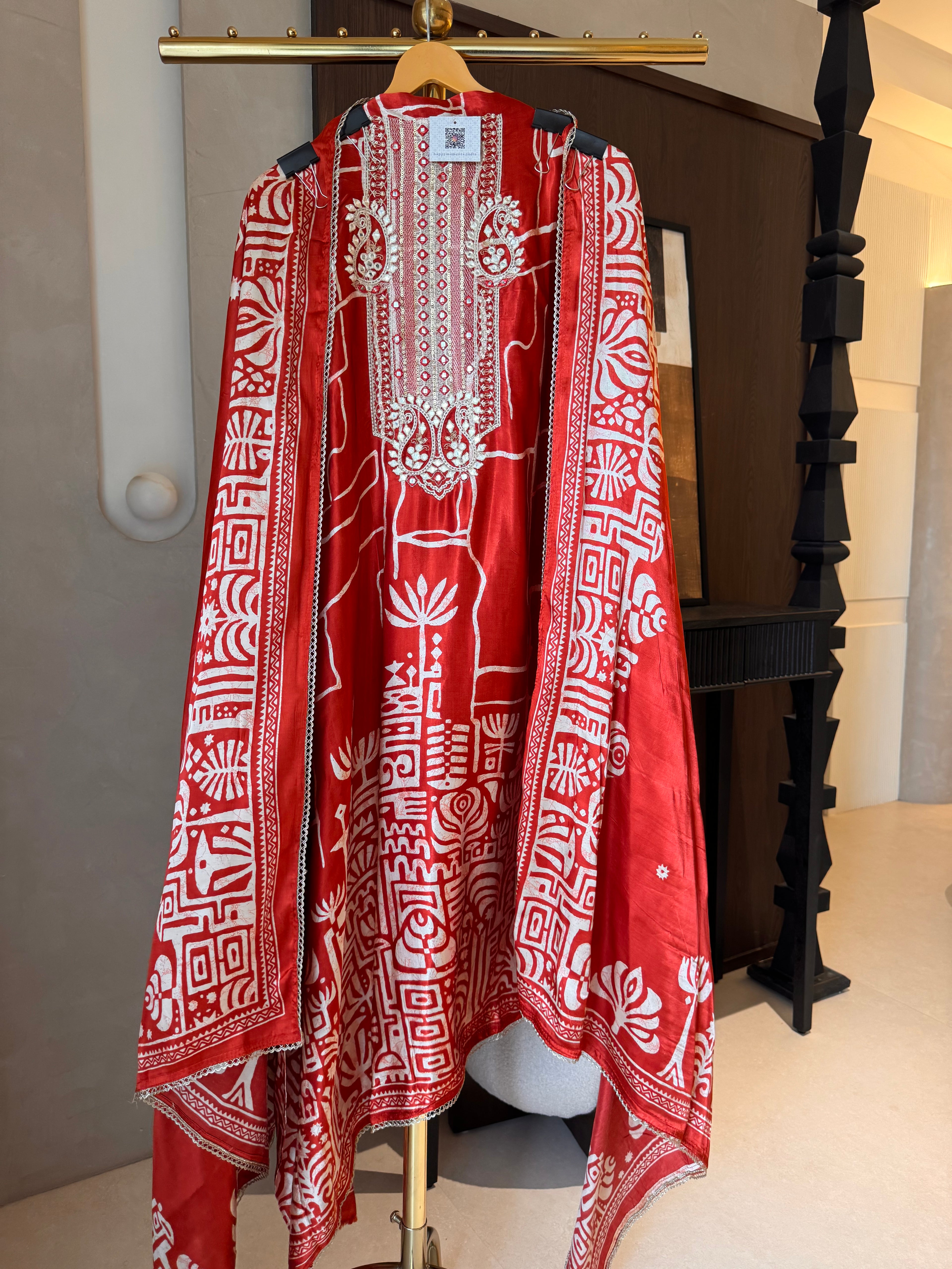 The Tribal Tapestry — Gaji Silk Suit with Abhla Work-red front