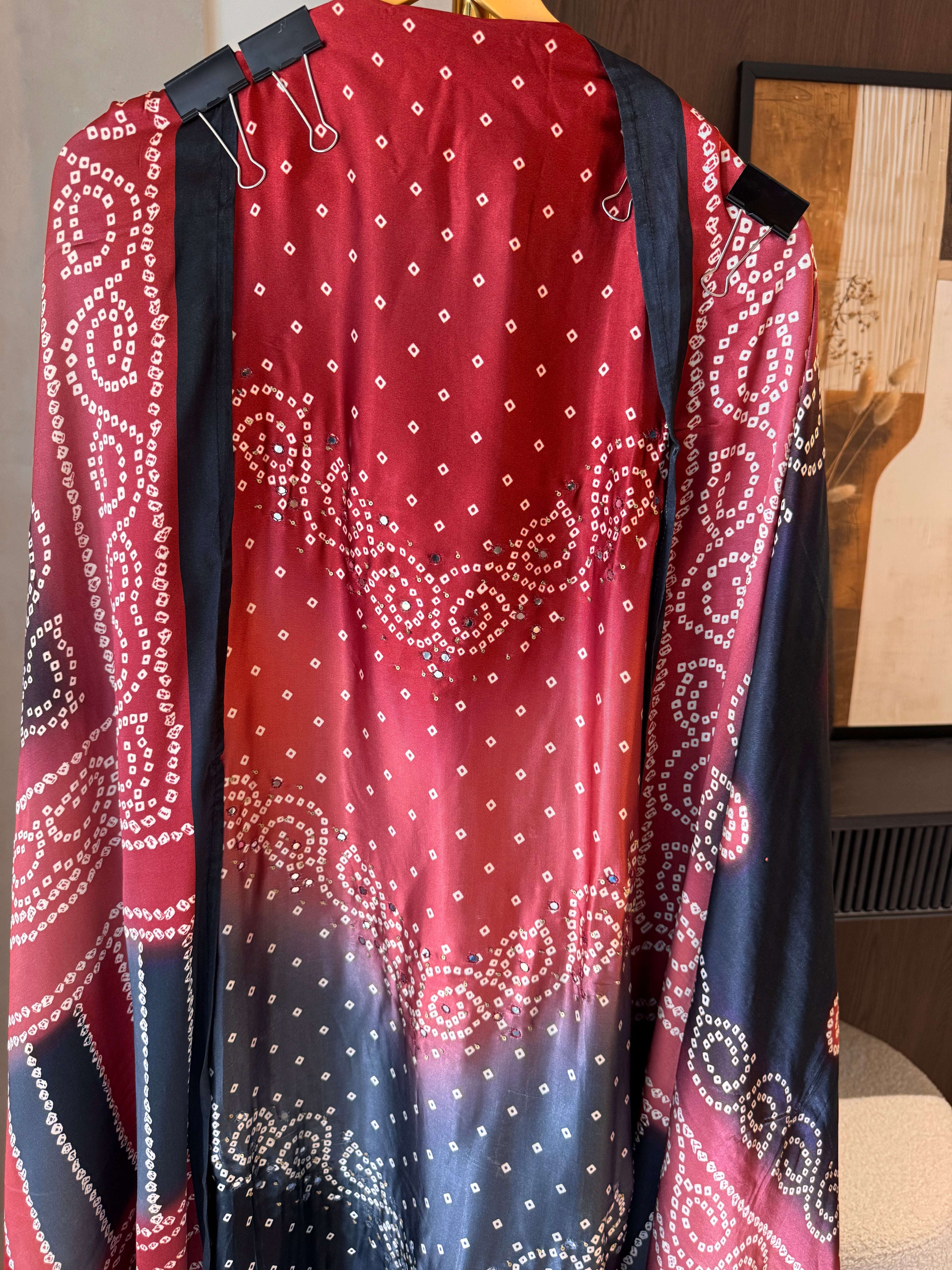 The Rang Bandhej — Gaji Silk Suit with Mirror Work- red to black close up 