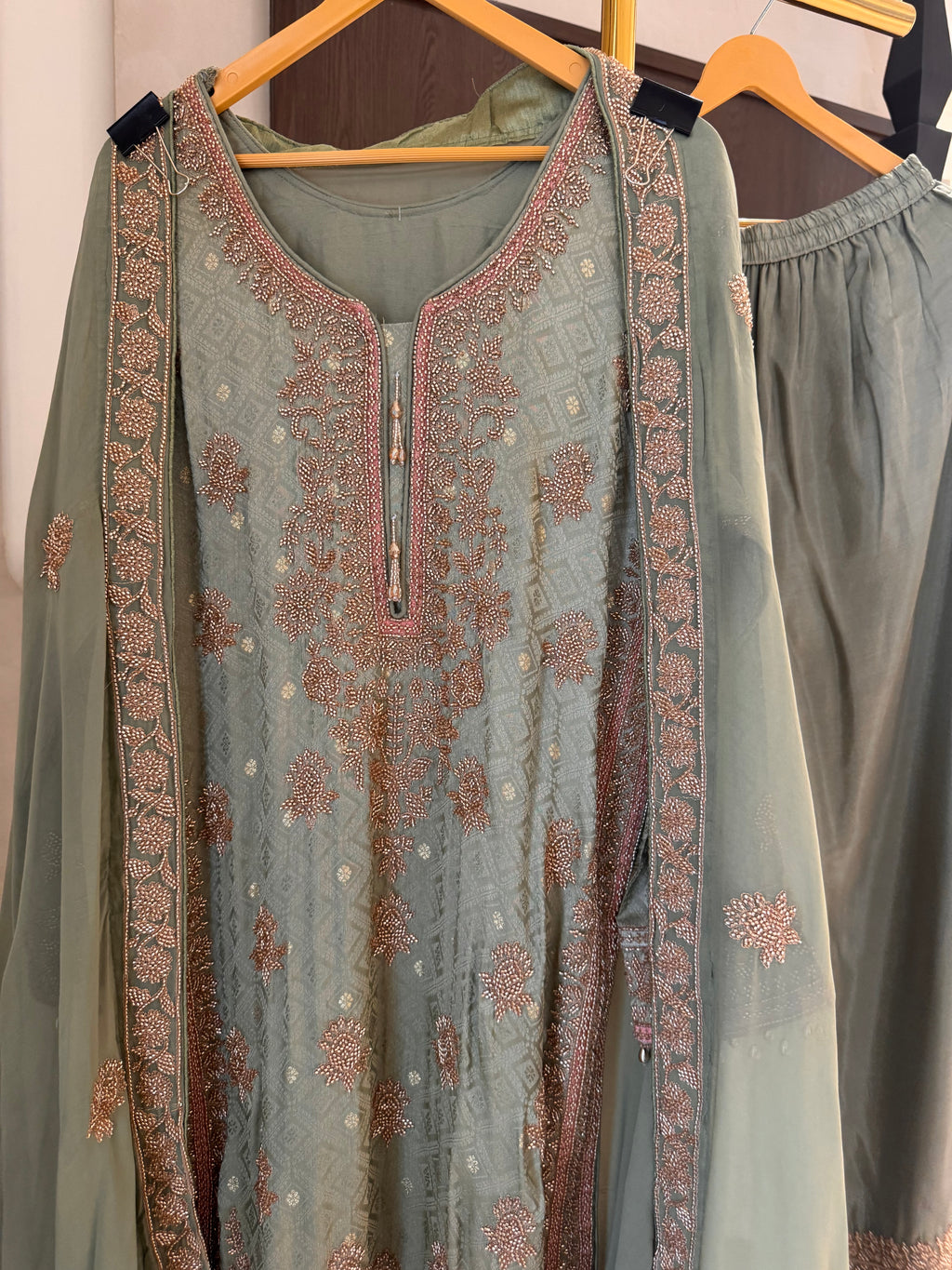 The Barfi Weave — Banarasi Set with Bead Work