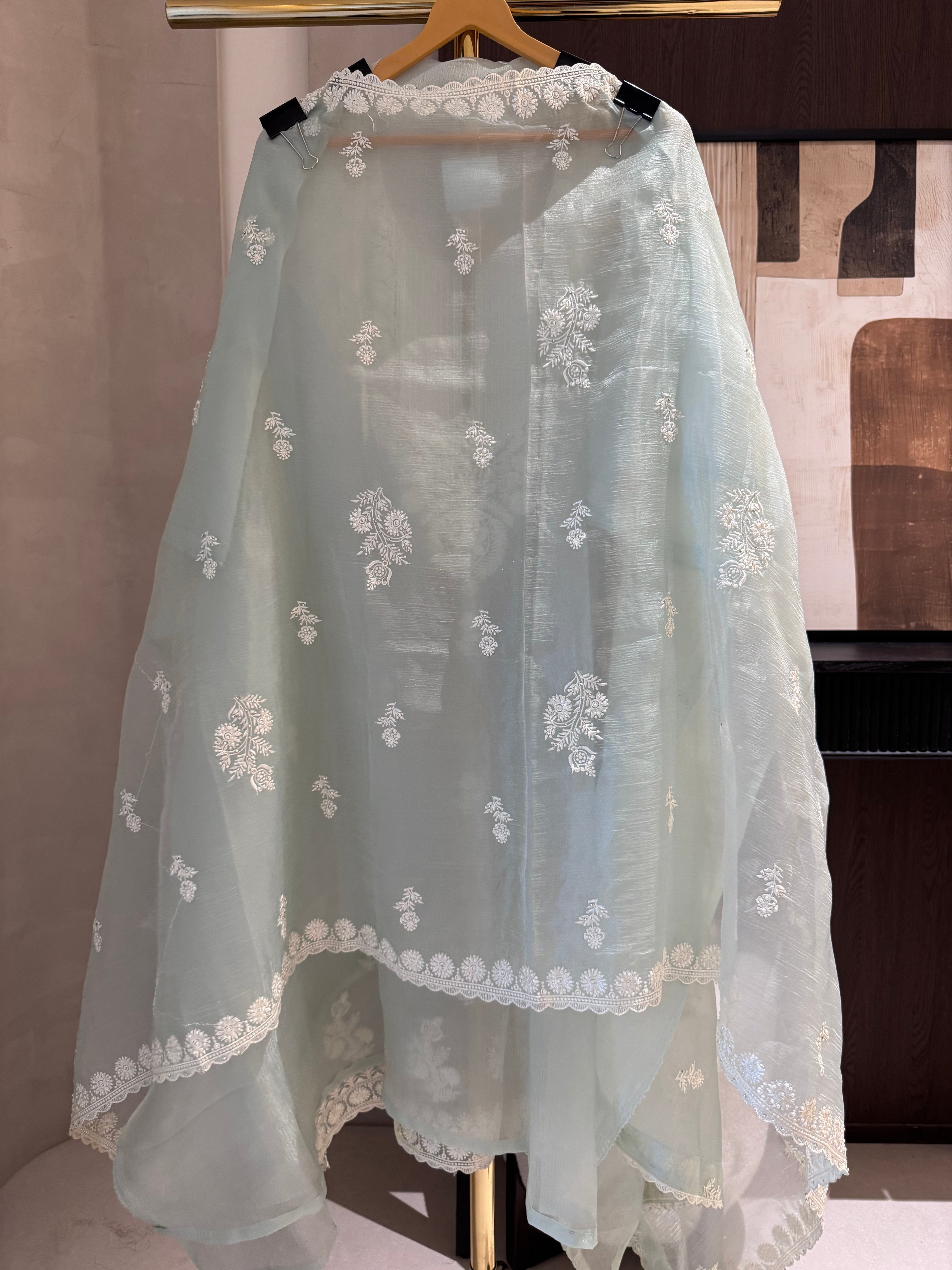 The Moti Aura — Marble Chiffon Suit with Pearl Katdana Work-mauve-close up