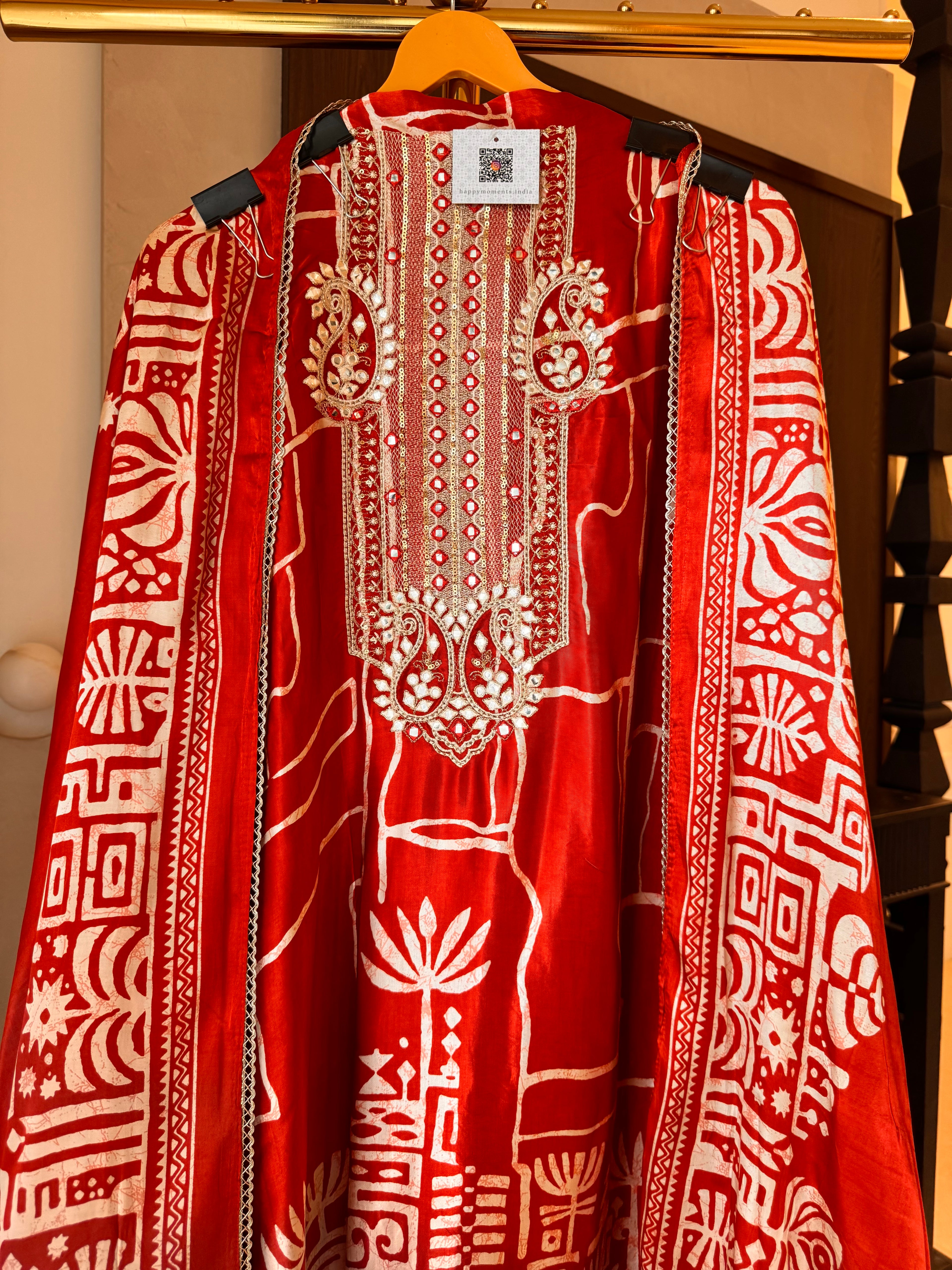 The Tribal Tapestry — Gaji Silk Suit with Abhla Work-red front close up