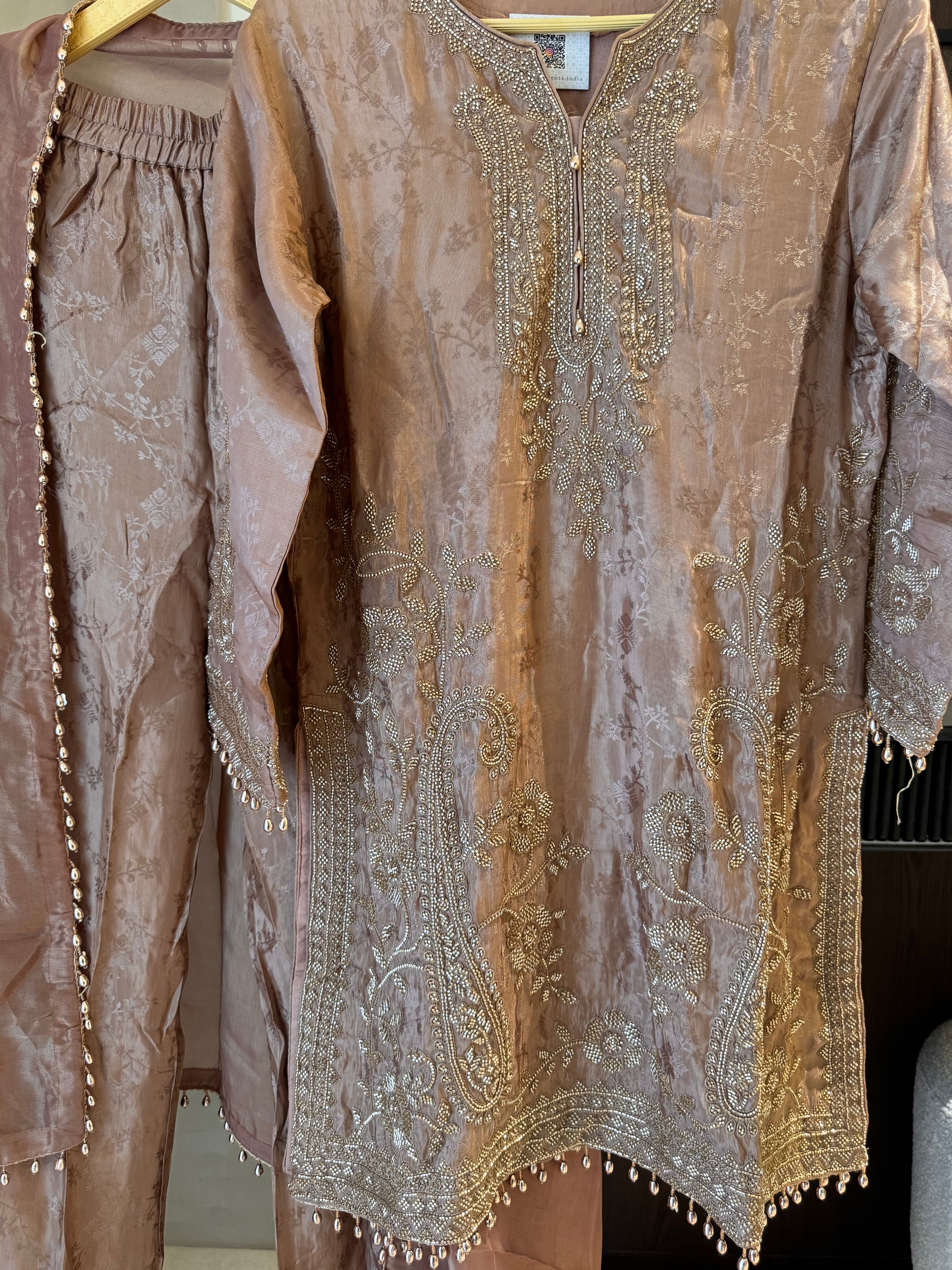 The Aura Muse — Silk Self-Embossed Suit with Organza Dupatta-blush pink close up