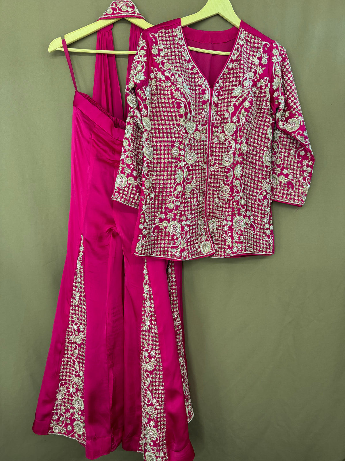 The Beadwork Edit Vol. 05 — Organza Satin Set with Katdana Work