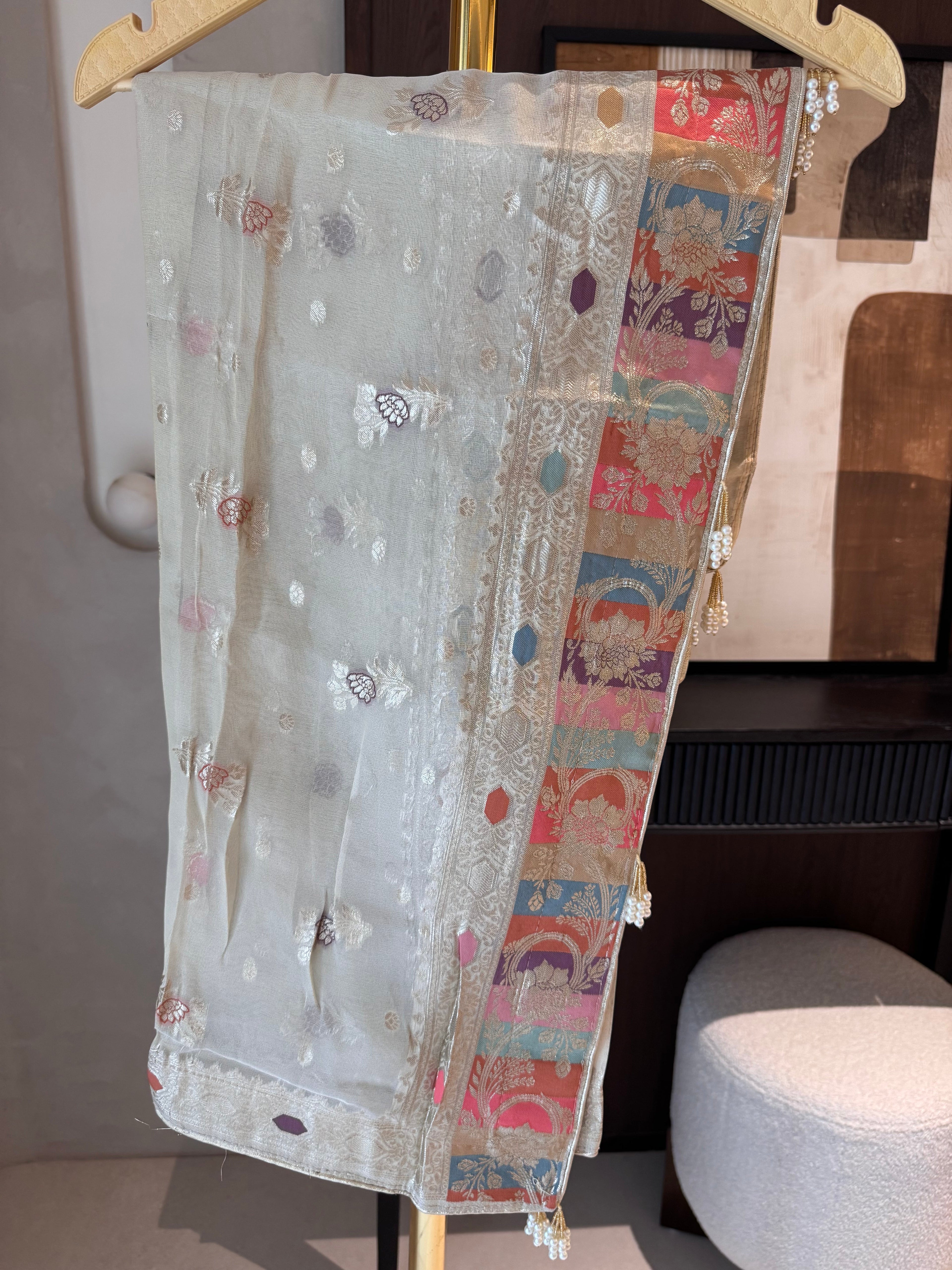 Cartier — Shimmer Tissue Suit with Banarasi Weaving & Beadwork-ivory-detail
